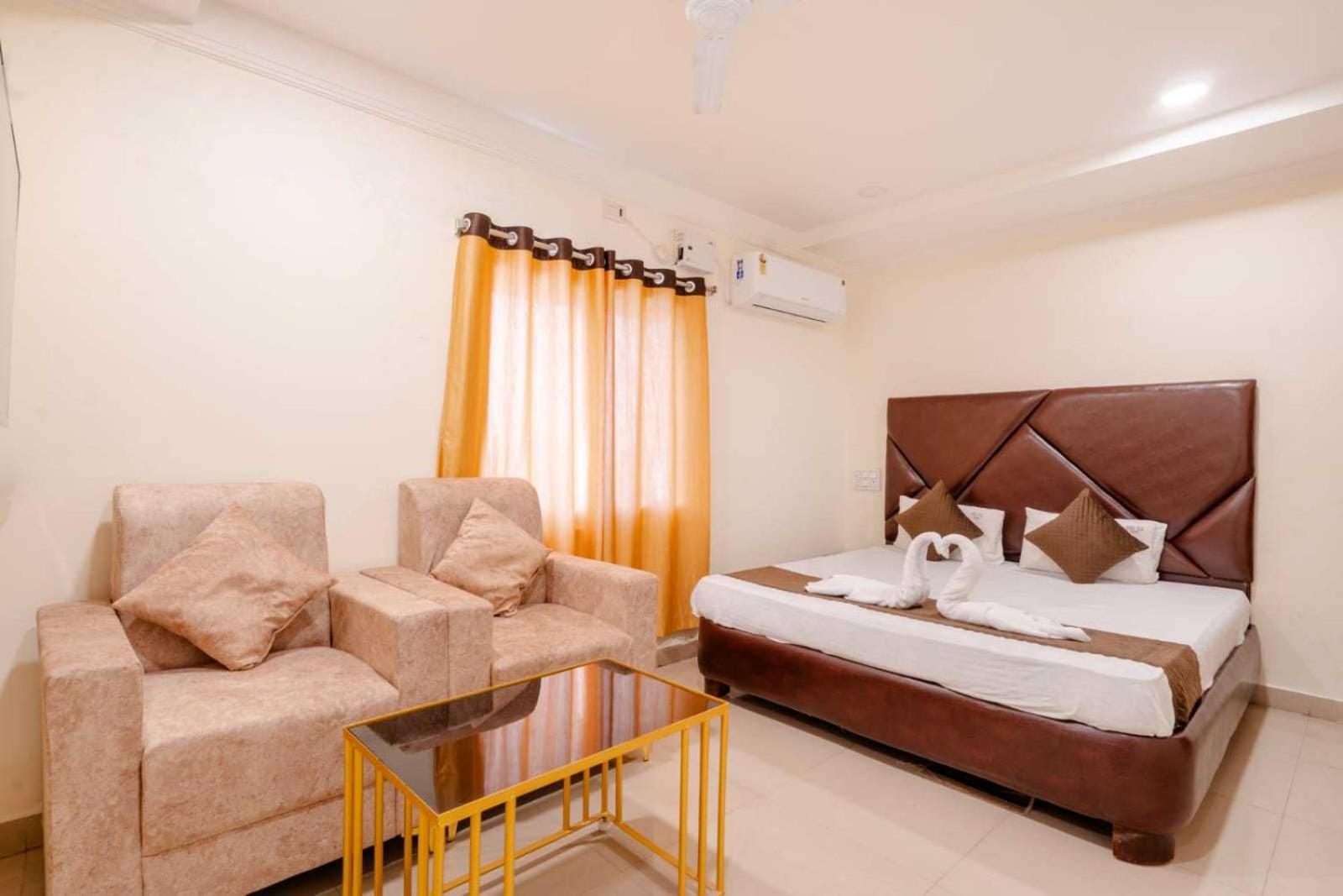 Hotel Oyo Surya Teja Residency Khammam Exterior foto